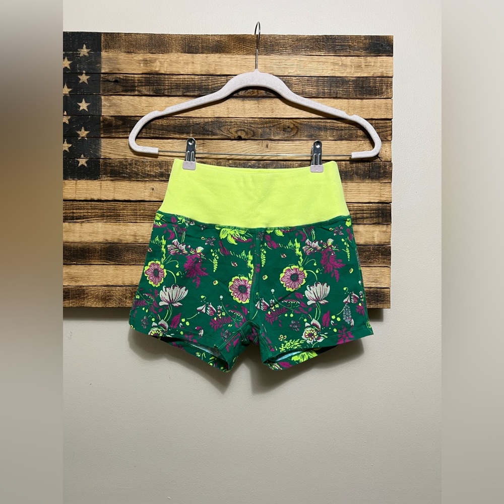 NWT FP Movement Hot Shot Printed Micro Set - Picture 5 of 9